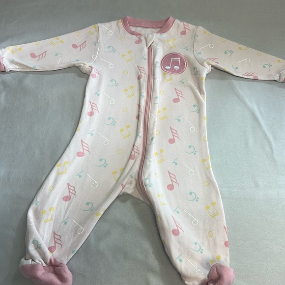 Tuffy Baby Onesie with Musical Note Design - Picture 3 of 4